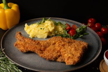 Rack de porc in crustă panko / Pork rack in a panko crust