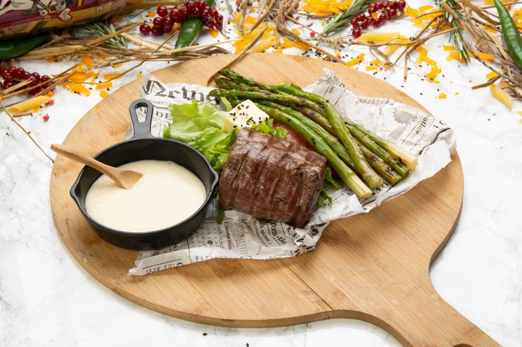 Muschi de Vita Balcanic / Balkan Beef Tenderloin