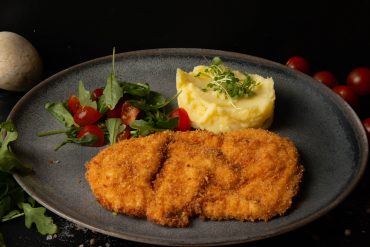 Șnițel de pui / Chicken Schnitzel