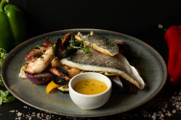 Platou cu fructe de mare 2 pers. / Seafood platter for 2 people